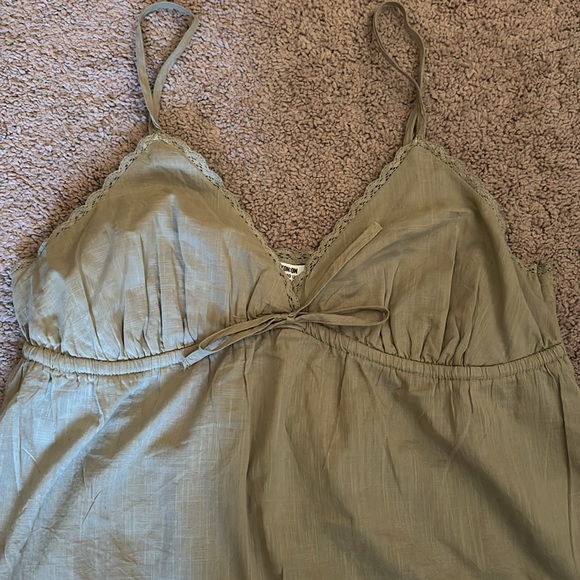 Tank top - Picture 2 of 3